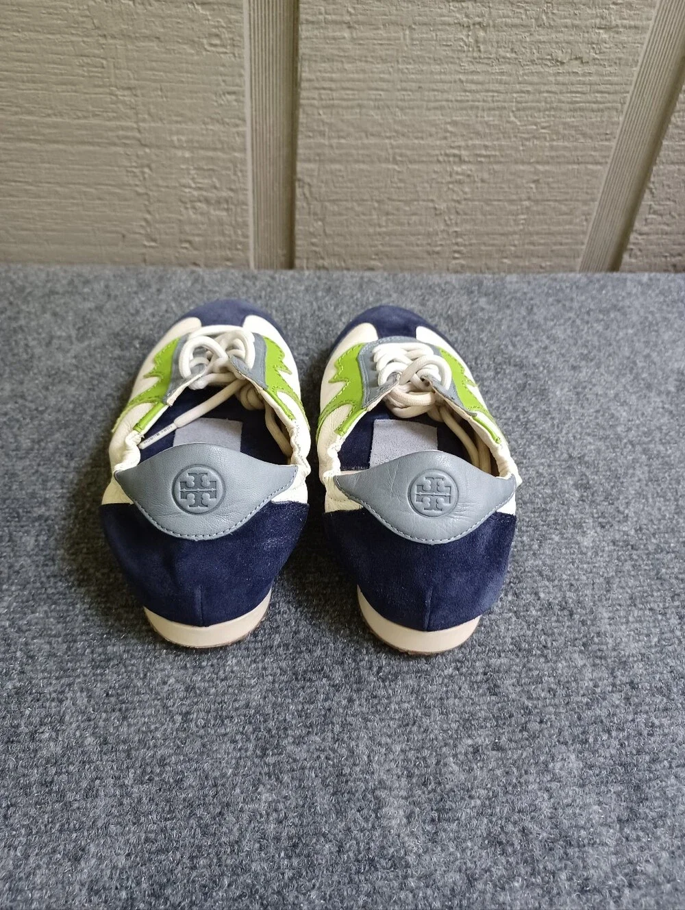 Tory Burch Serif Leather Sneakers Shoe Size 7.5 M Women Athleisure Low Top